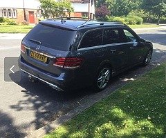 E Class Mercedes 7 Seater - Image 4/4
