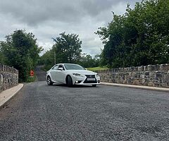 Lexus hybrid is 300h - Image 7/8
