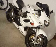 Honda vtr 1000 - Image 4/4