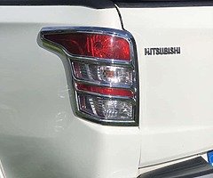 Mitsubishi L200 2017 - Image 8/9