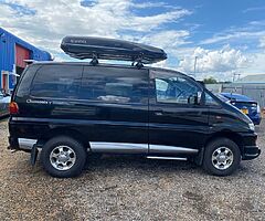 2002 Mitsubishi Space Runner - Image 8/10