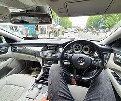 Mercedes Benz CLS 3.0D  V6 - Image 5/8