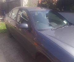 Nissan almera