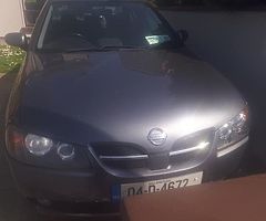 Nissan almera