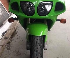 Kawasaki zx7r 1998