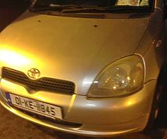 Yaris 01