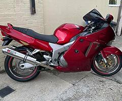 2001 Honda CBR - Image 4/10