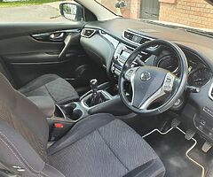 2015 Nissan  Qashqai - Image 8/10