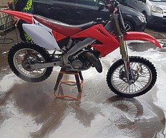 2002 Honda CR - Image 4/8