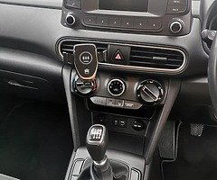 Hyundai Kona 1.6 diesel Commercial - Image 7/10