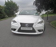 Lexus is300h hybrid