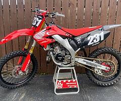 2002 Honda CR - Image 5/5