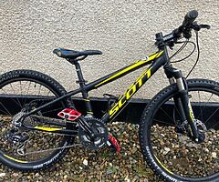 Scott 24” kids mountain bike - Image 5/5