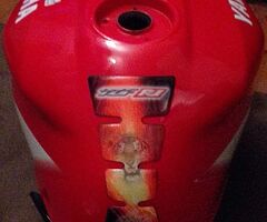 R1 Petrol tank 98/01 - Image 5/5