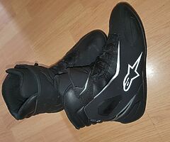 Motorbike gear - Image 4/10