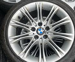 Sets of alloy wheels