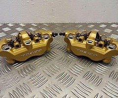 ZX6R BREAK CALLIPERS