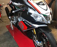 2016 Aprilia RSV - Image 3/5