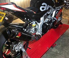 2016 Aprilia RSV - Image 5/5
