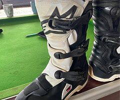Mx boots alpinestars tech 3s