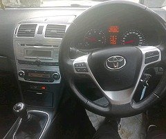 Toyta Avensis