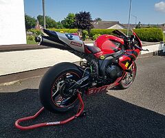 2007 Honda CBR - Image 5/9