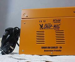 Brand New gasless 150amp mig welder snap mac 
Free Delivery