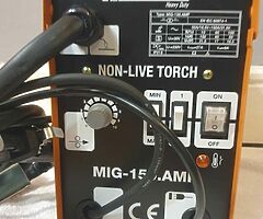 Brand New gasless 150amp mig welder snap mac 
Free Delivery - Image 7/10