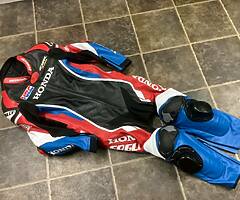Eaglon one piece Honda leathers size uk42 - Image 5/8