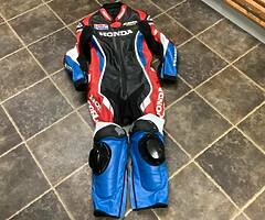 Eaglon one piece Honda leathers size uk42 - Image 6/8