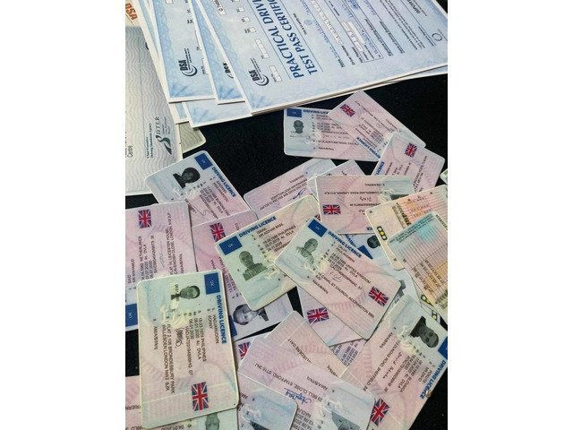 Full Irish and Uk  driving license registered in the system o - 1/2