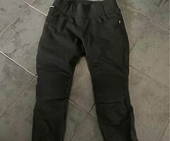 RICHA KODI Black leggings Motorbike Motorcycle Armour short leg Eur 34 - uk 14/16 - Image 5/5