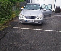 Mercedes C 220 - Image 4/4