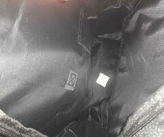 GENUINE HARLEY DAVIDSON BAG £40 & LICENSE & DOCUMENT HOLDER - Image 4/7