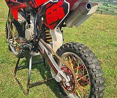 2007 Honda CR - Image 4/10