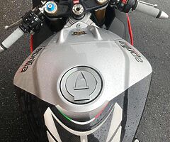 2019 Aprilia RSV4 - Image 9/10