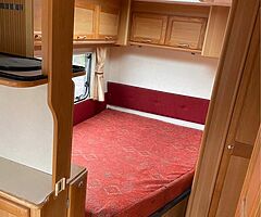 2006 Compass 4 berth fixed bed - Image 6/9