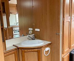 2006 Compass 4 berth fixed bed - Image 8/9