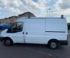 2007 Ford Transit - Image 5/10