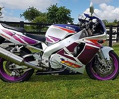 1995 YAMAHA YZF750R GENESIS. - Image 9/10