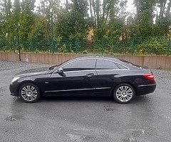 Mercedes benz E Coupe - Image 3/8