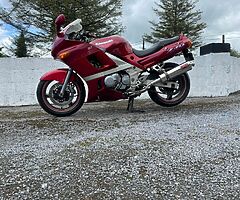 Kawasaki zzr400 1994 - Image 8/8