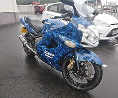 2003 Kawasaki ZZR