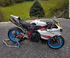 2009 Yamaha YZF-R - Image 3/10