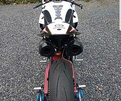 2009 Yamaha YZF-R - Image 4/10