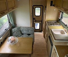 SMALL CAMPERVAN - SLEEPS 4 ONLY £10,000 AND ITS A DIESEL MODEL - Image 5/10