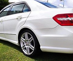 E CLASS MERCEDES