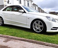 E CLASS MERCEDES - Image 3/8