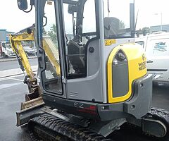 2017 Wacker Neuson Mini Digger - Image 3/8