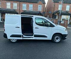 2021 Toyota proace city Active 1.5 diesel 2.5k miles NO VAT NO VAT NO VAT - Image 5/10